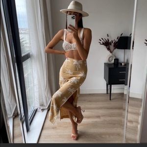 Zara High-waisted midi skirt